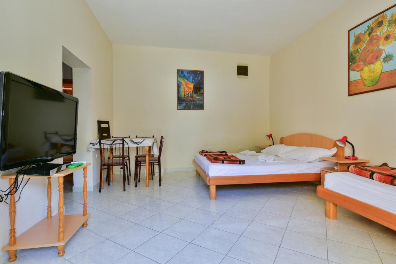 Apartments Srzentic Petrovac Zewnętrze zdjęcie