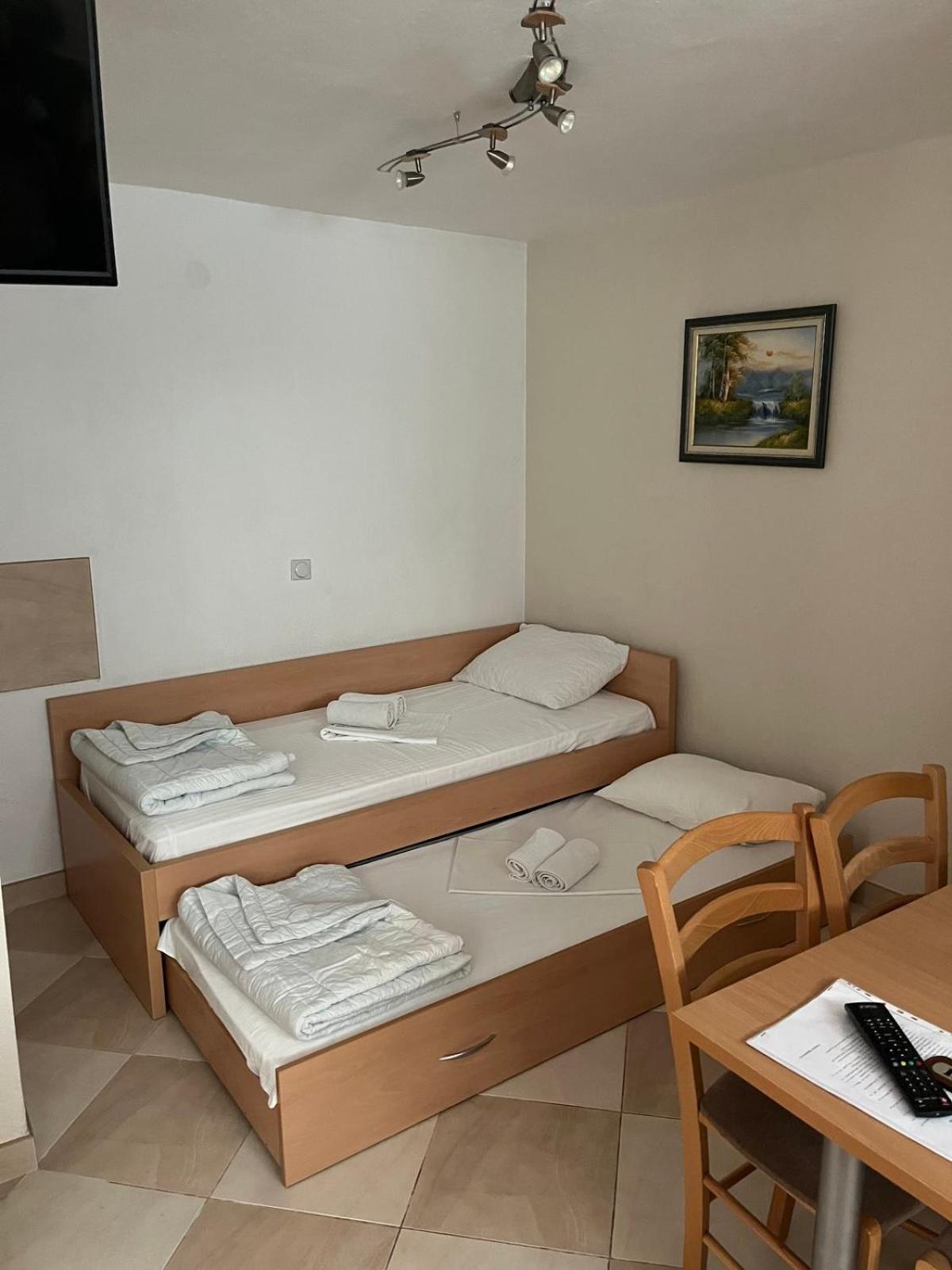 Apartments Srzentic Petrovac Zewnętrze zdjęcie