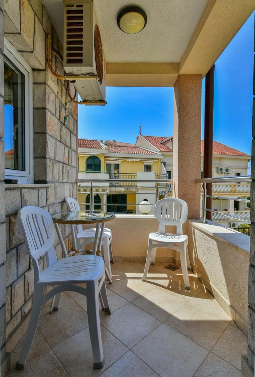 Apartments Srzentic Petrovac Zewnętrze zdjęcie