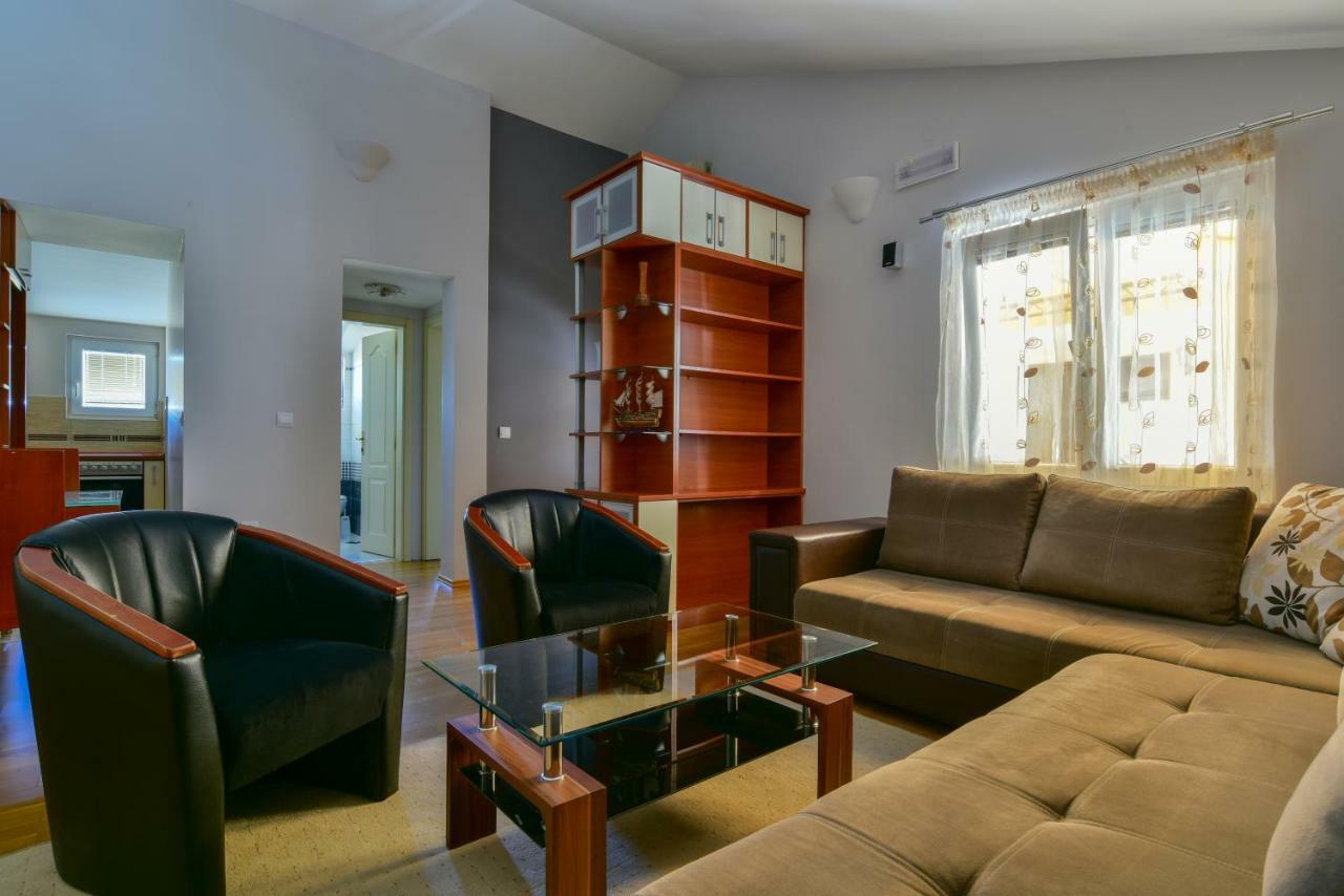Apartments Srzentic Petrovac Zewnętrze zdjęcie
